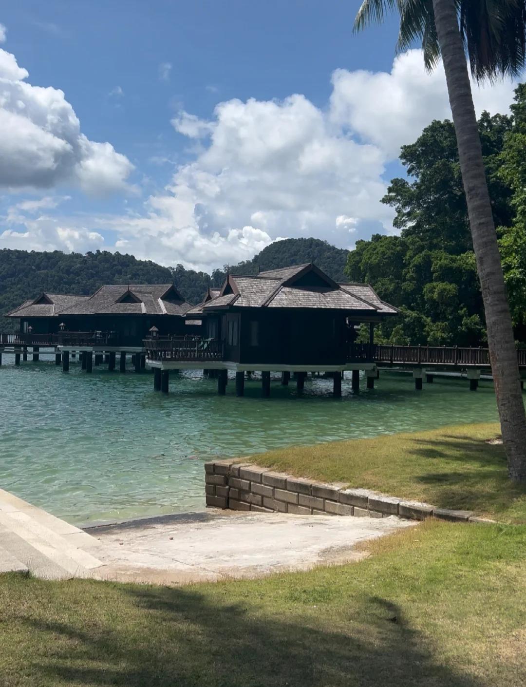 翡翠岛旅游_翡翠岛好玩吗