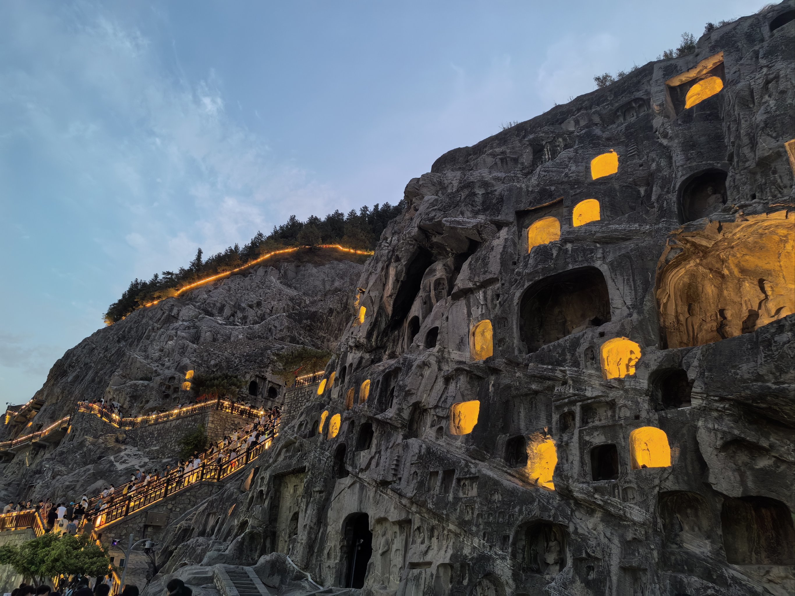 龙门石窟旅游_龙门石窟旅游攻略
