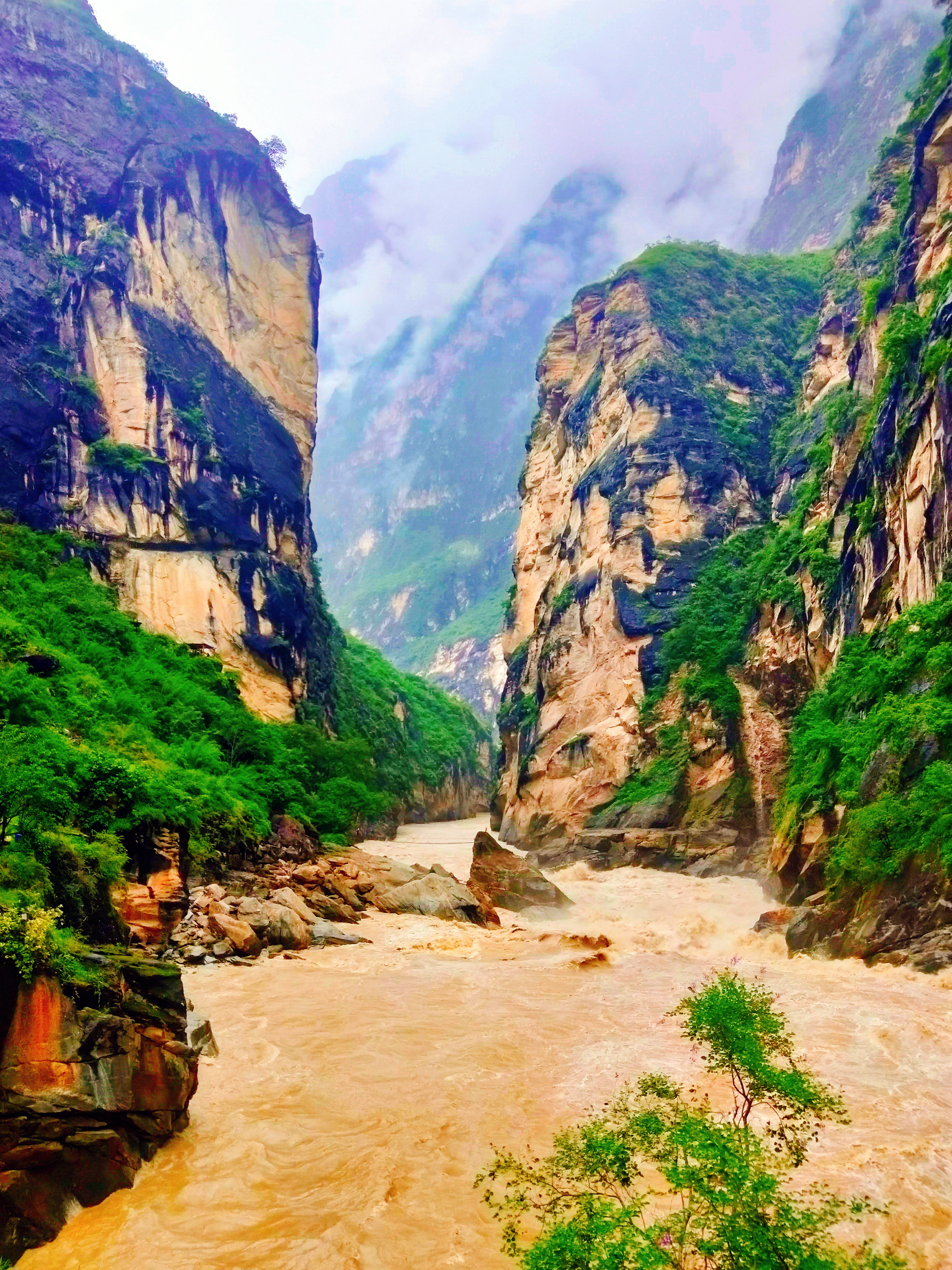 虎跳峡旅游_虎跳峡旅游经营有限公司