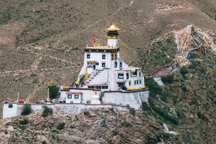 山南地区旅游_山南旅游哪些旅游景点