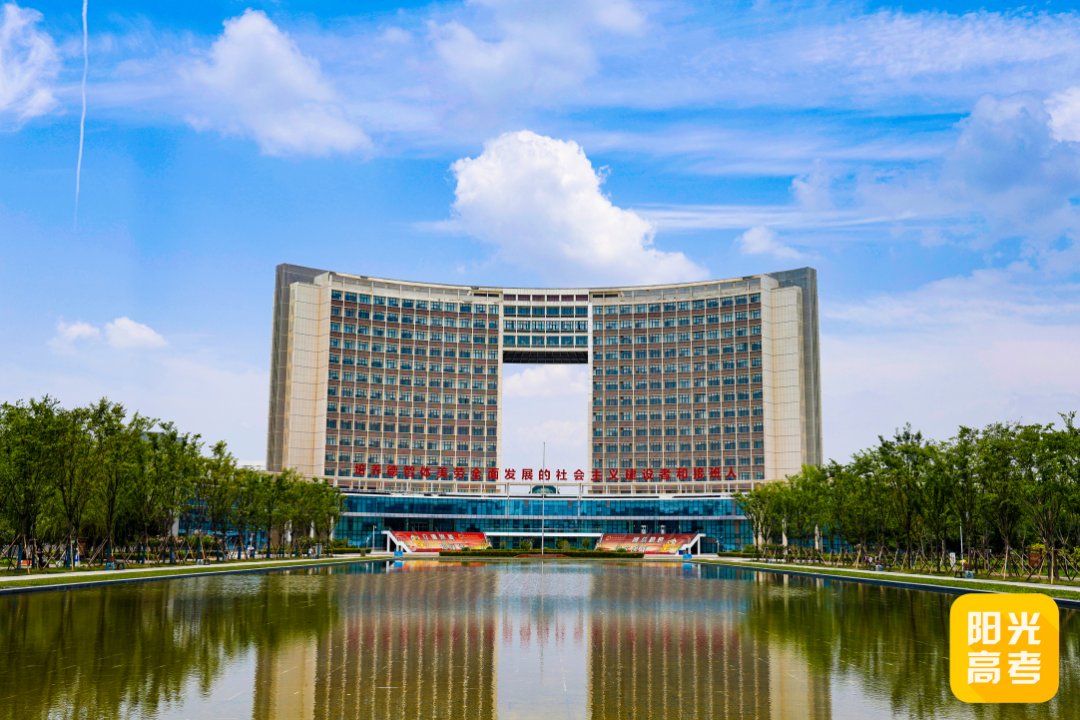 郑州旅游学校_郑州旅游学校录取分数线