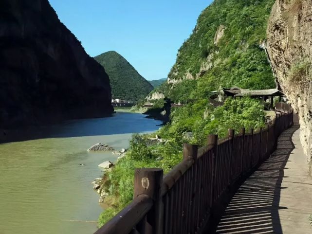 朝天旅游_朝天旅游局王国琼