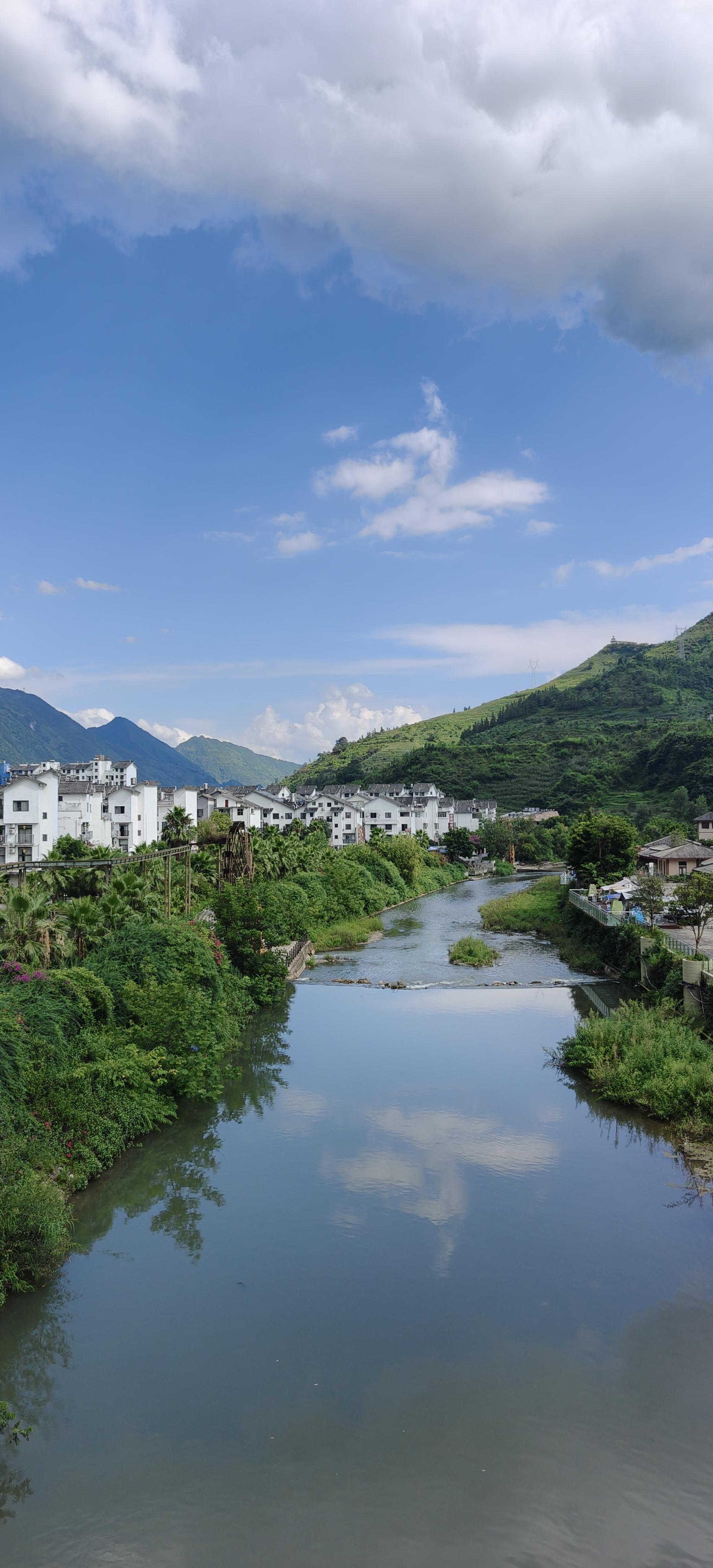 夏天去哪里旅游最好_夏天去哪个地方旅游好 夏天去哪里旅游最好_夏天去哪个地方旅游好