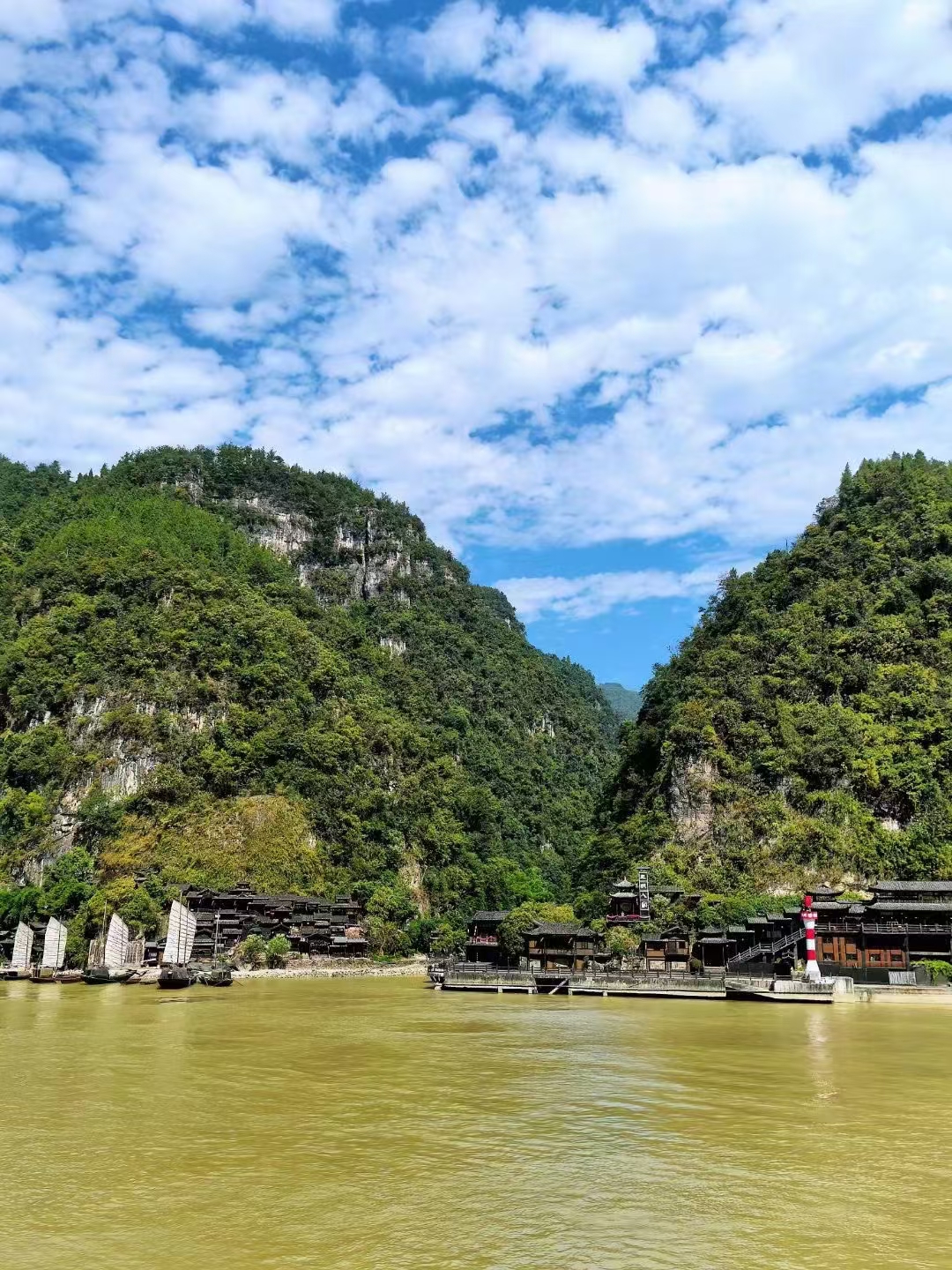 宜昌旅游景点_宜昌旅游景点有哪些好玩的地