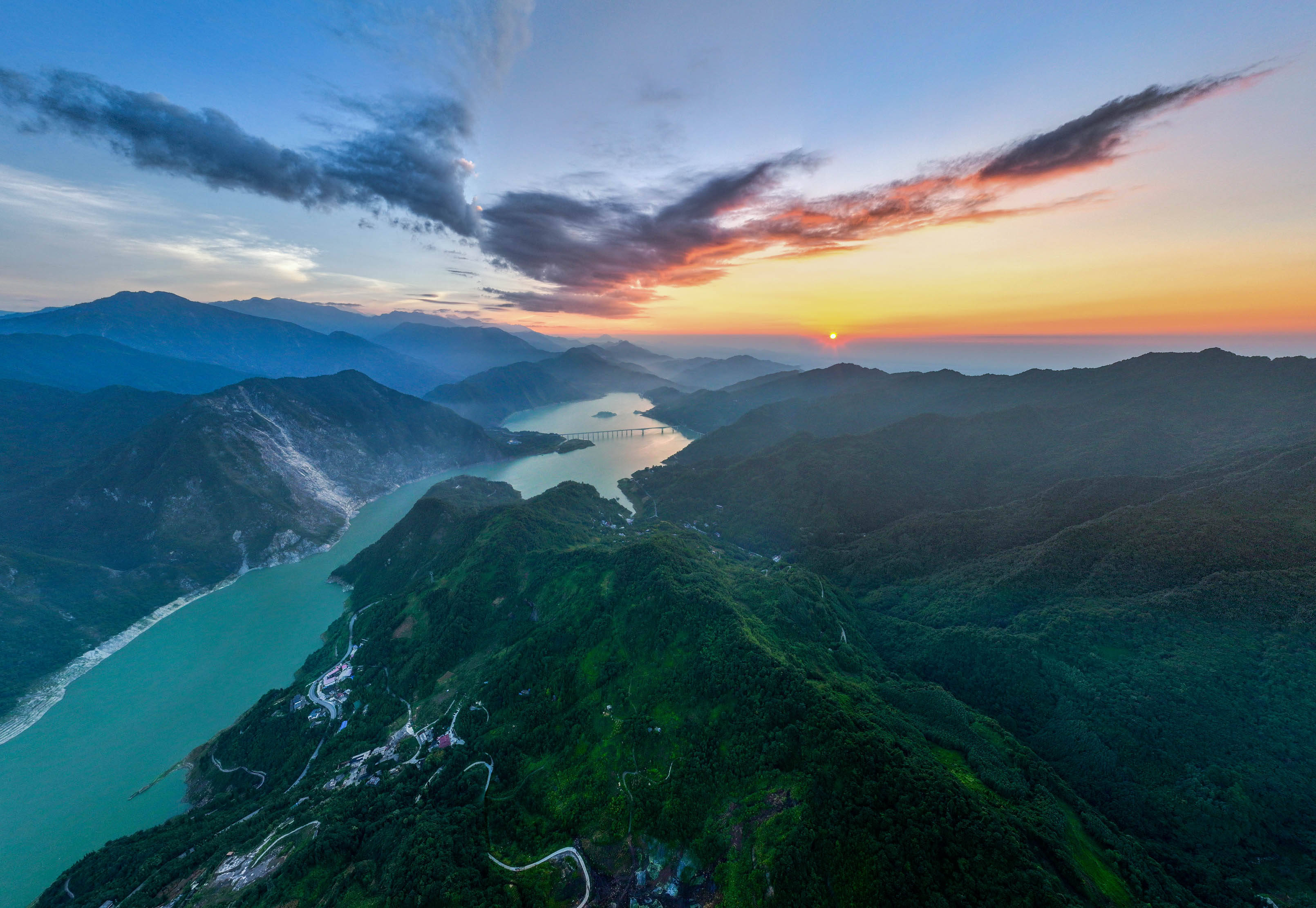 汶川旅游_汶川旅游景点有哪些 汶川旅游_汶川旅游景点有哪些