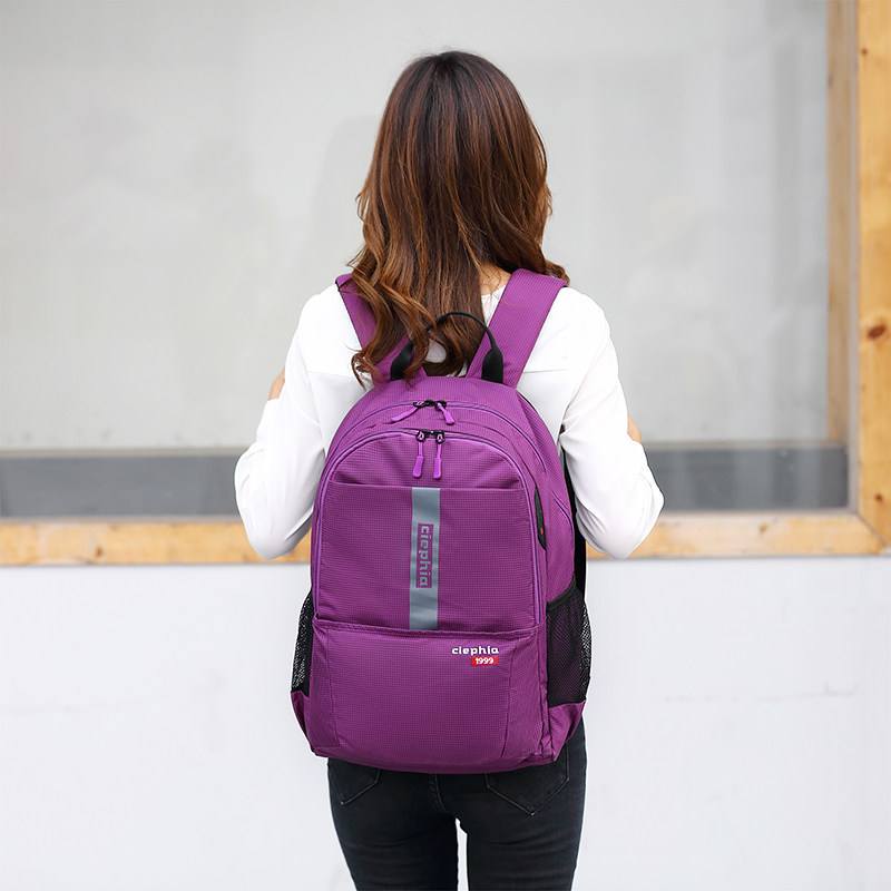 背包旅游_背包旅游者