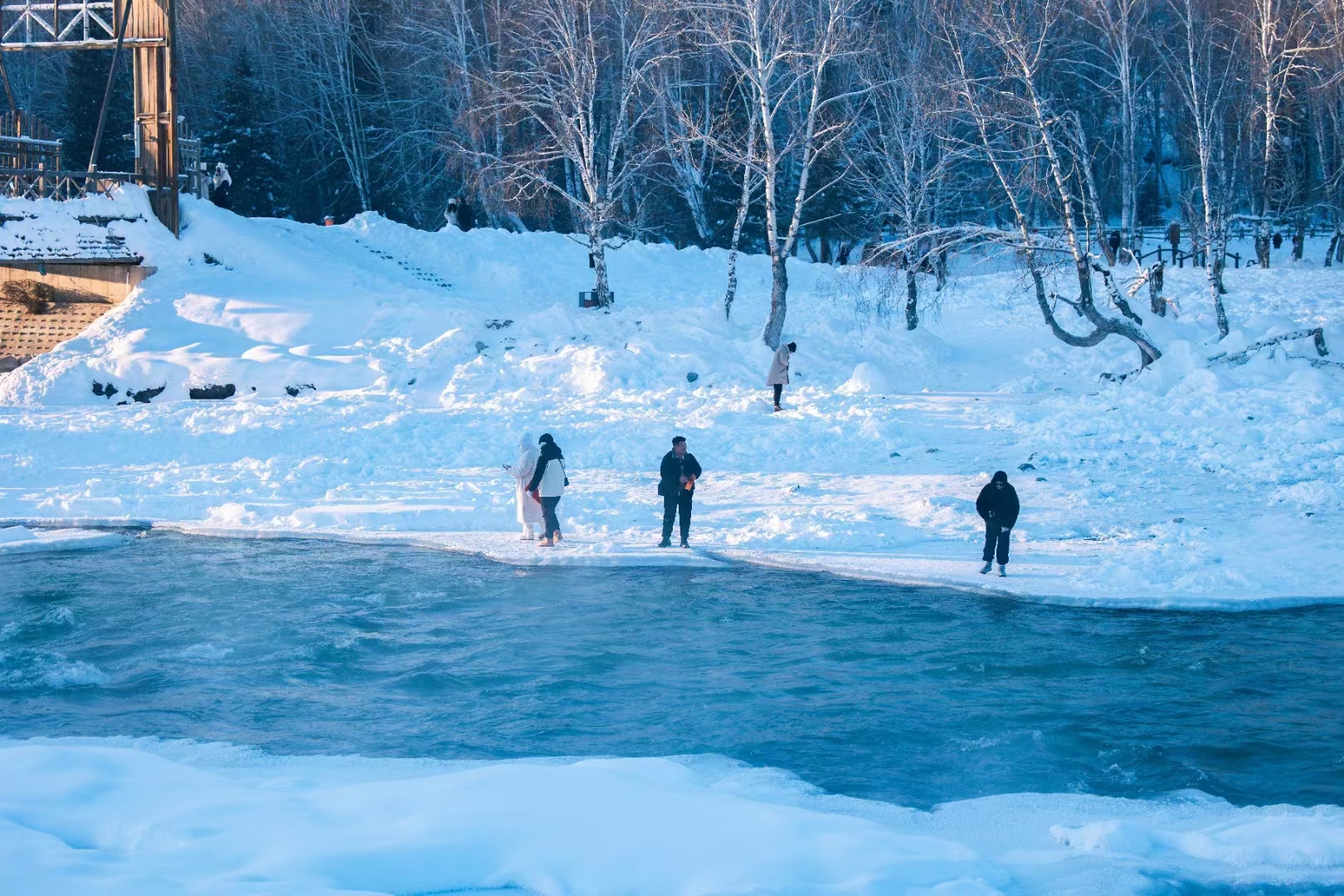 冰雪旅游_冰雪旅游的概念