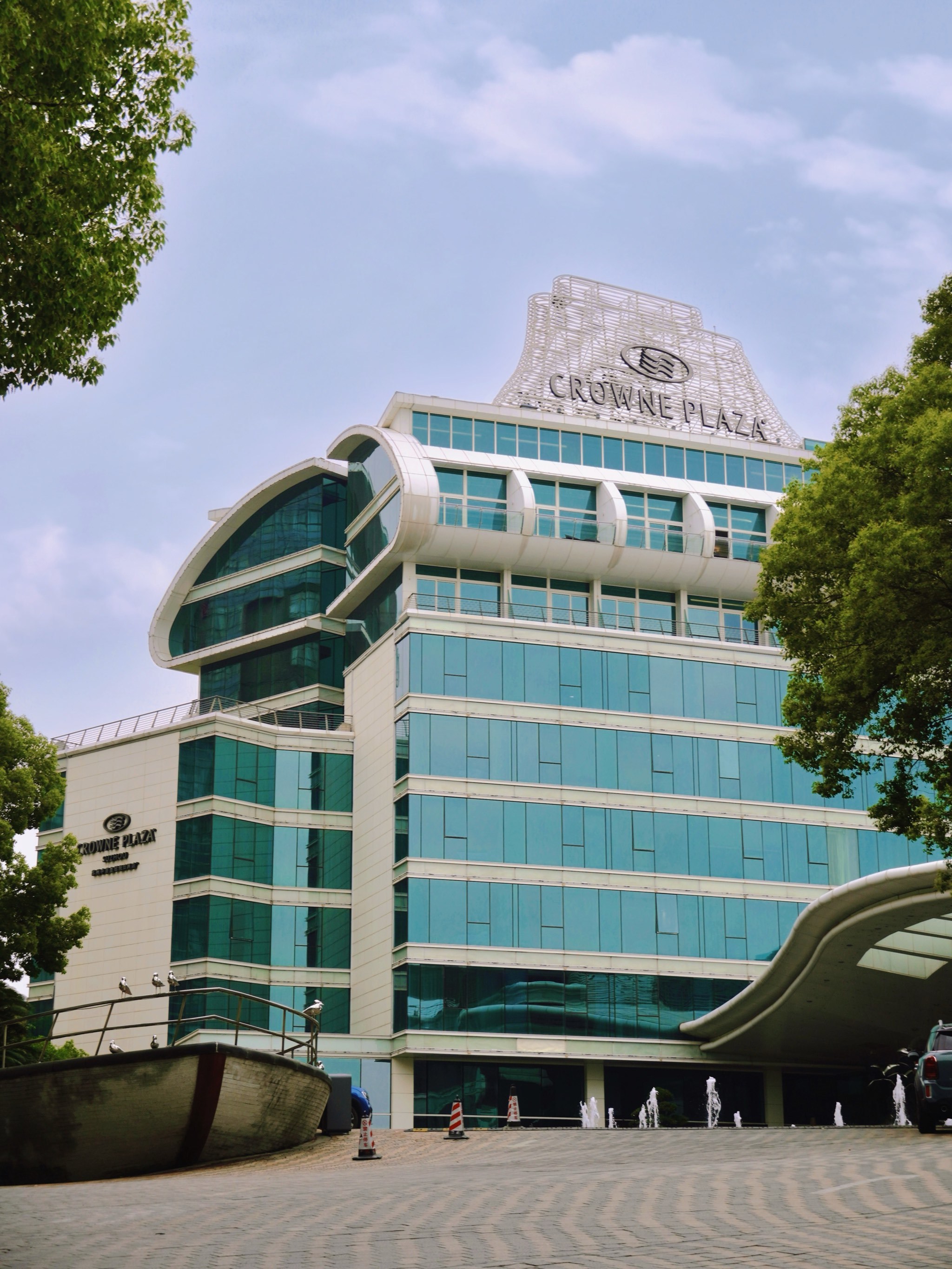 苏州旅游公司_苏州旅游公司景区卖门票员工有多少人民币一个月?