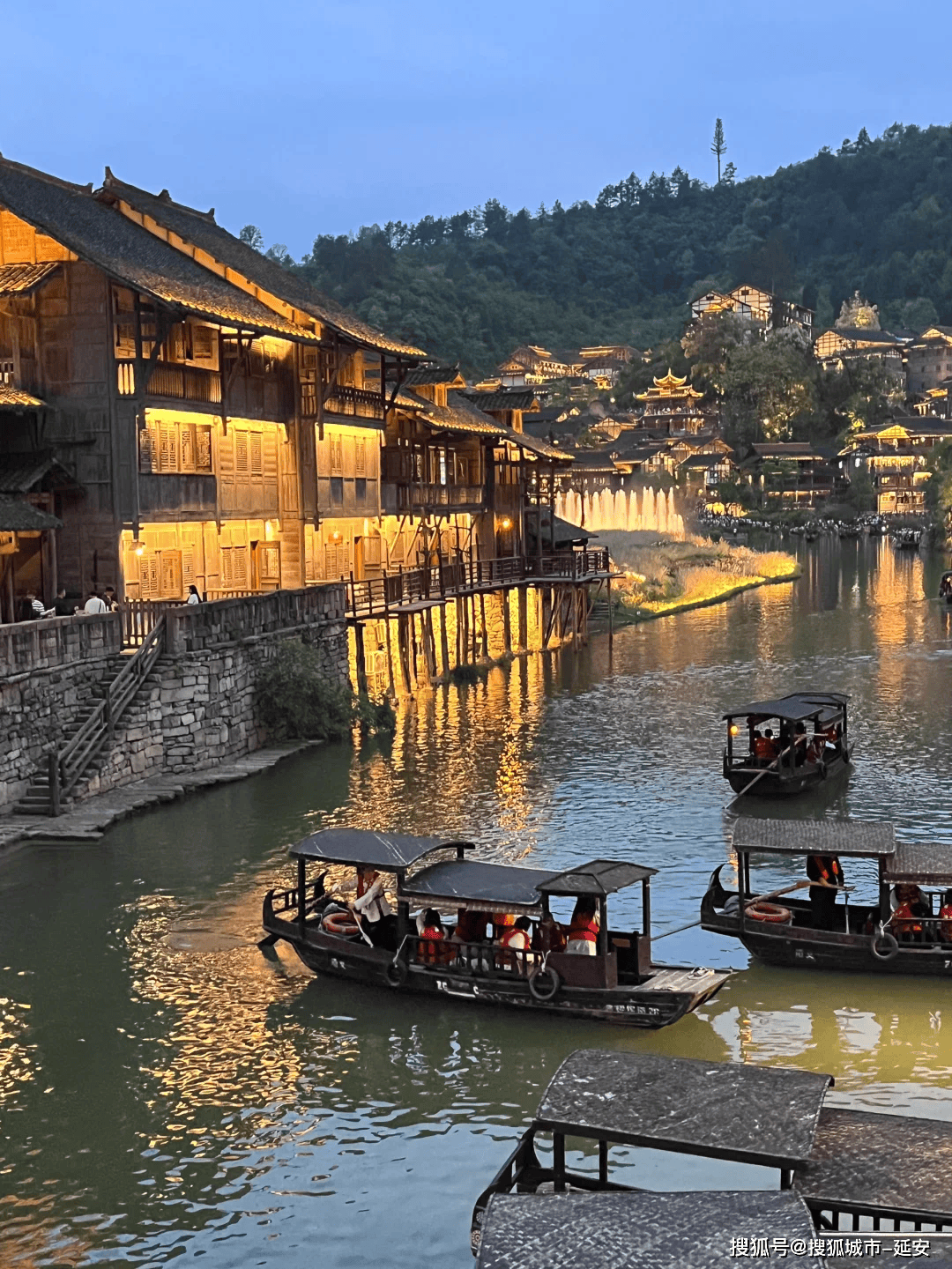 黔南旅游_黔南有什么好玩的旅游景点