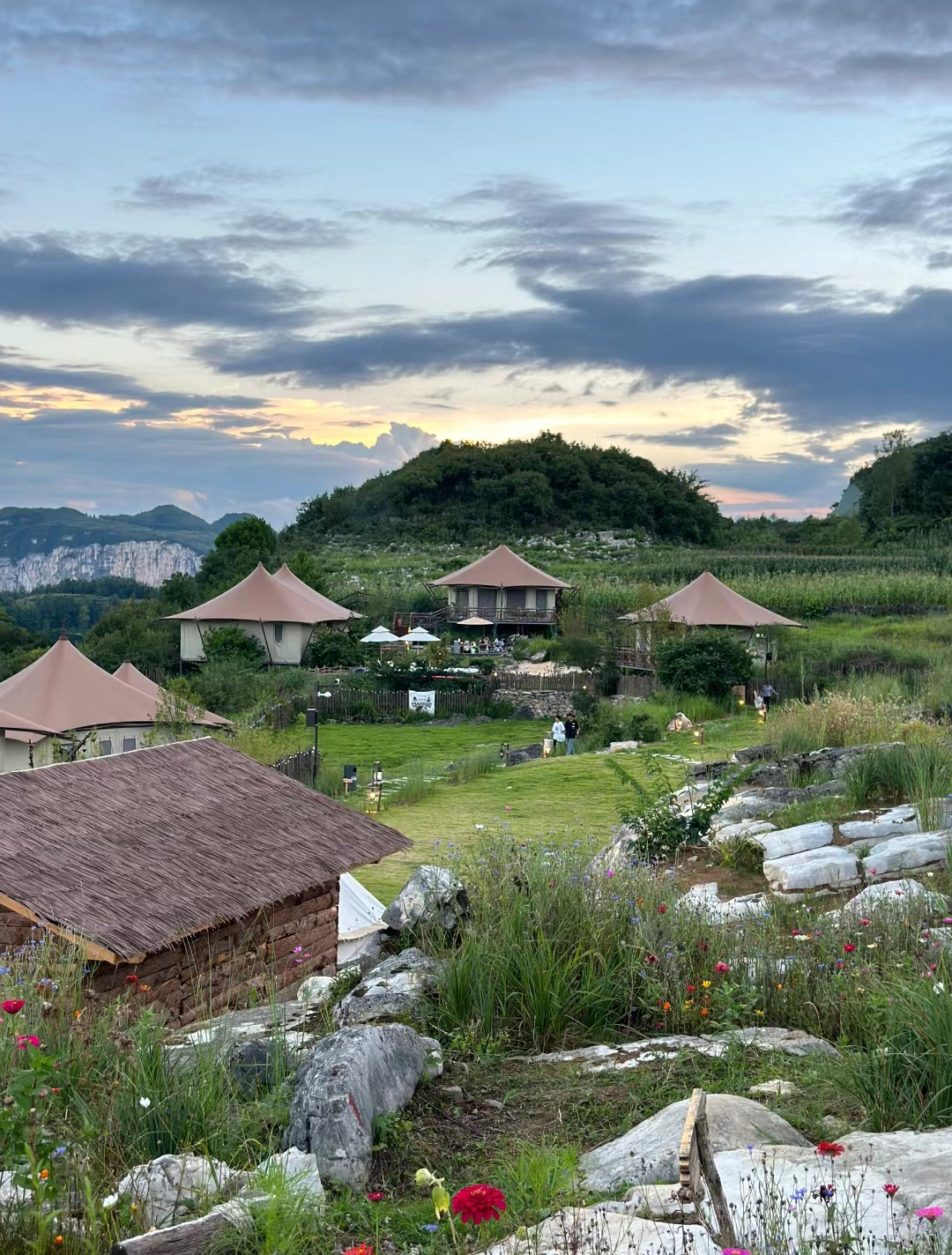 毕节旅游_毕节旅游景点分布图