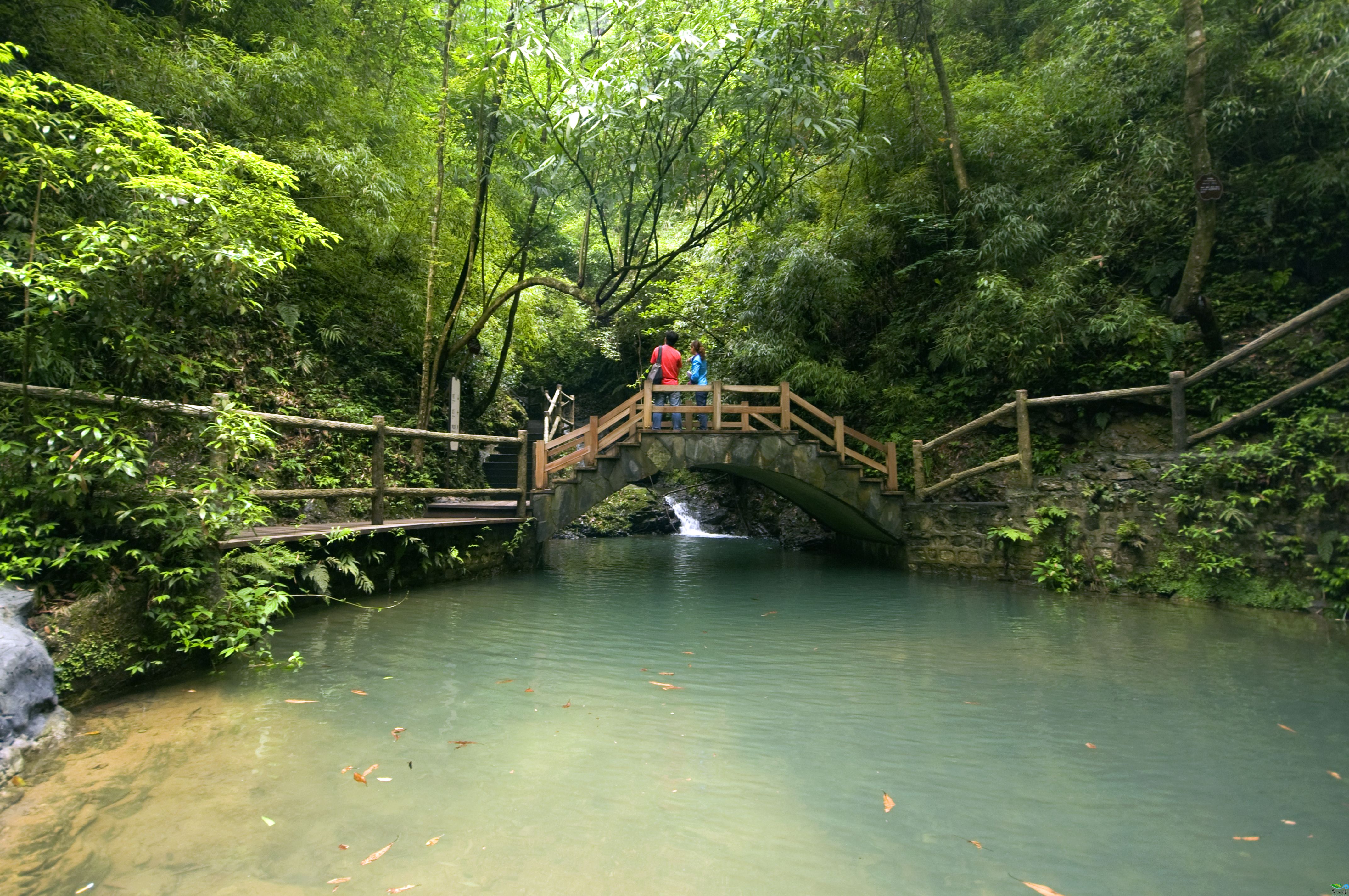 黑山谷旅游_黑山谷旅游穿啥衣服