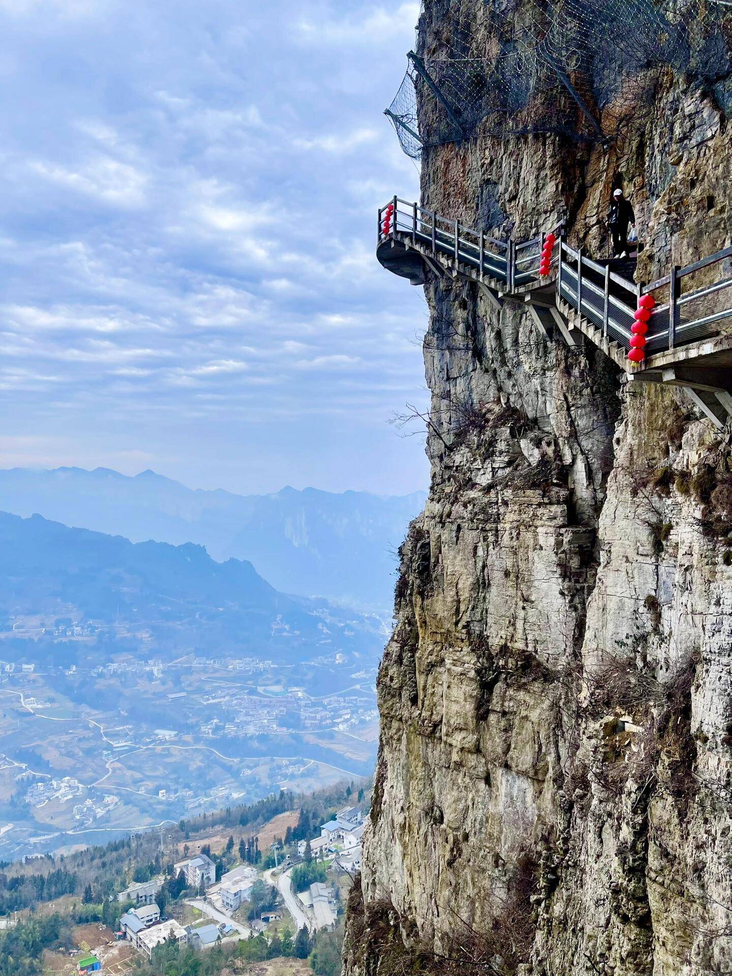 恩施大峡谷旅游_恩施大峡谷旅游穿什么衣服