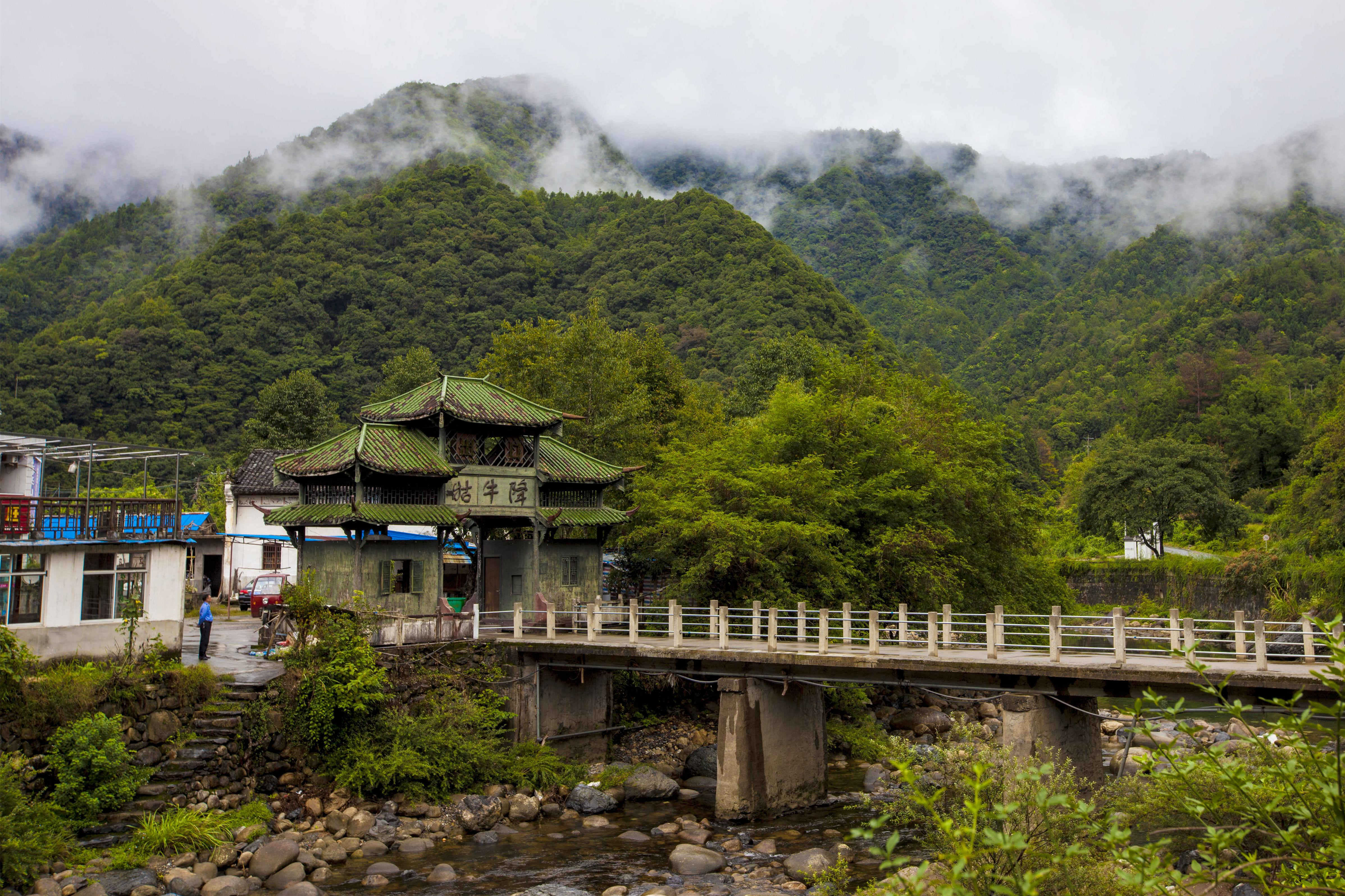 牯牛降旅游_牯牛降旅游值得去吗?