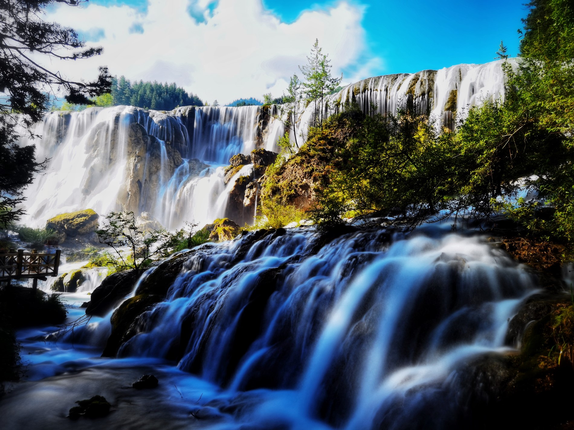 九寨旅游_九寨旅游线路