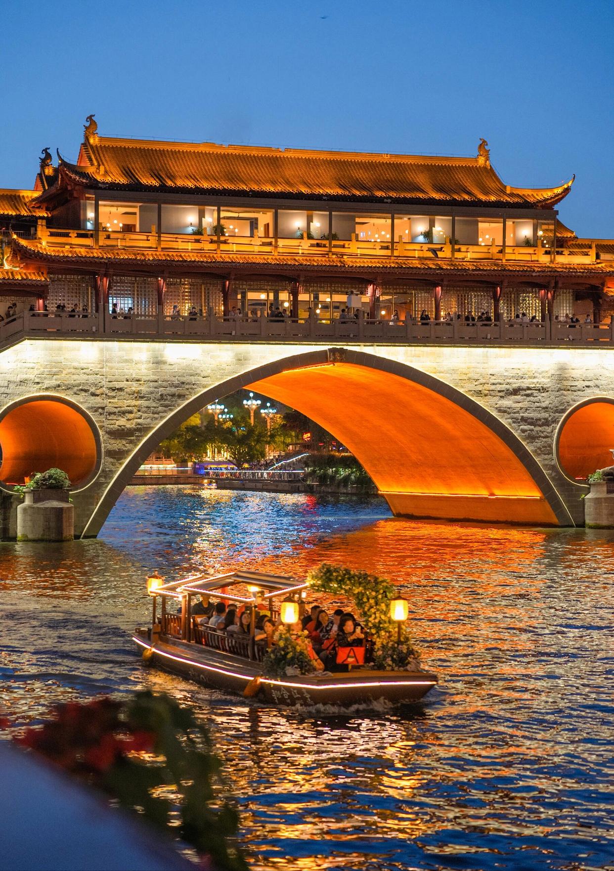 成都的旅游团_成都去新疆的旅游团