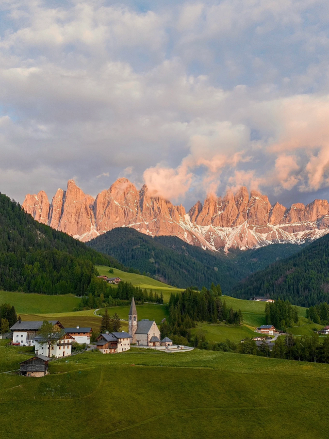 阿尔卑斯山旅游_阿尔卑斯山旅游旺季是几月份
