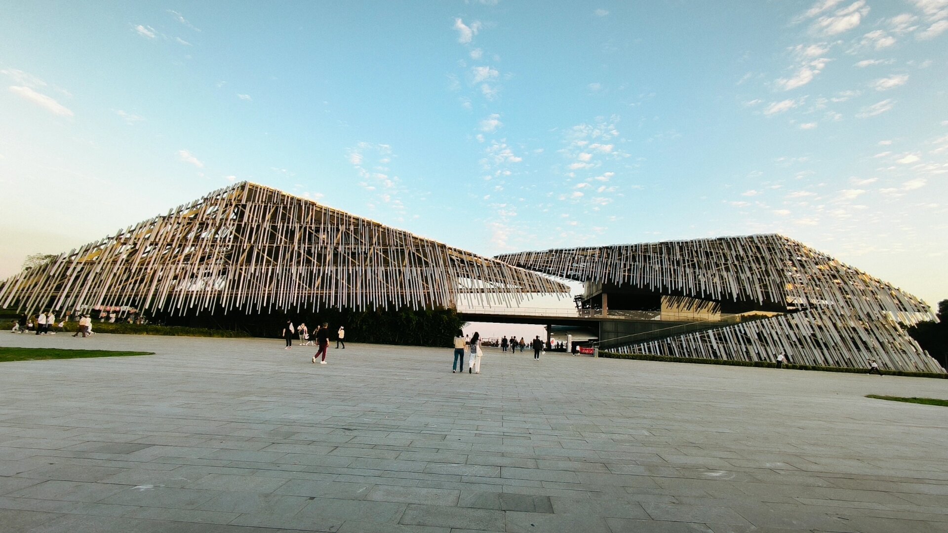 扬州旅游集散中心_扬州旅游集散中心汤燕