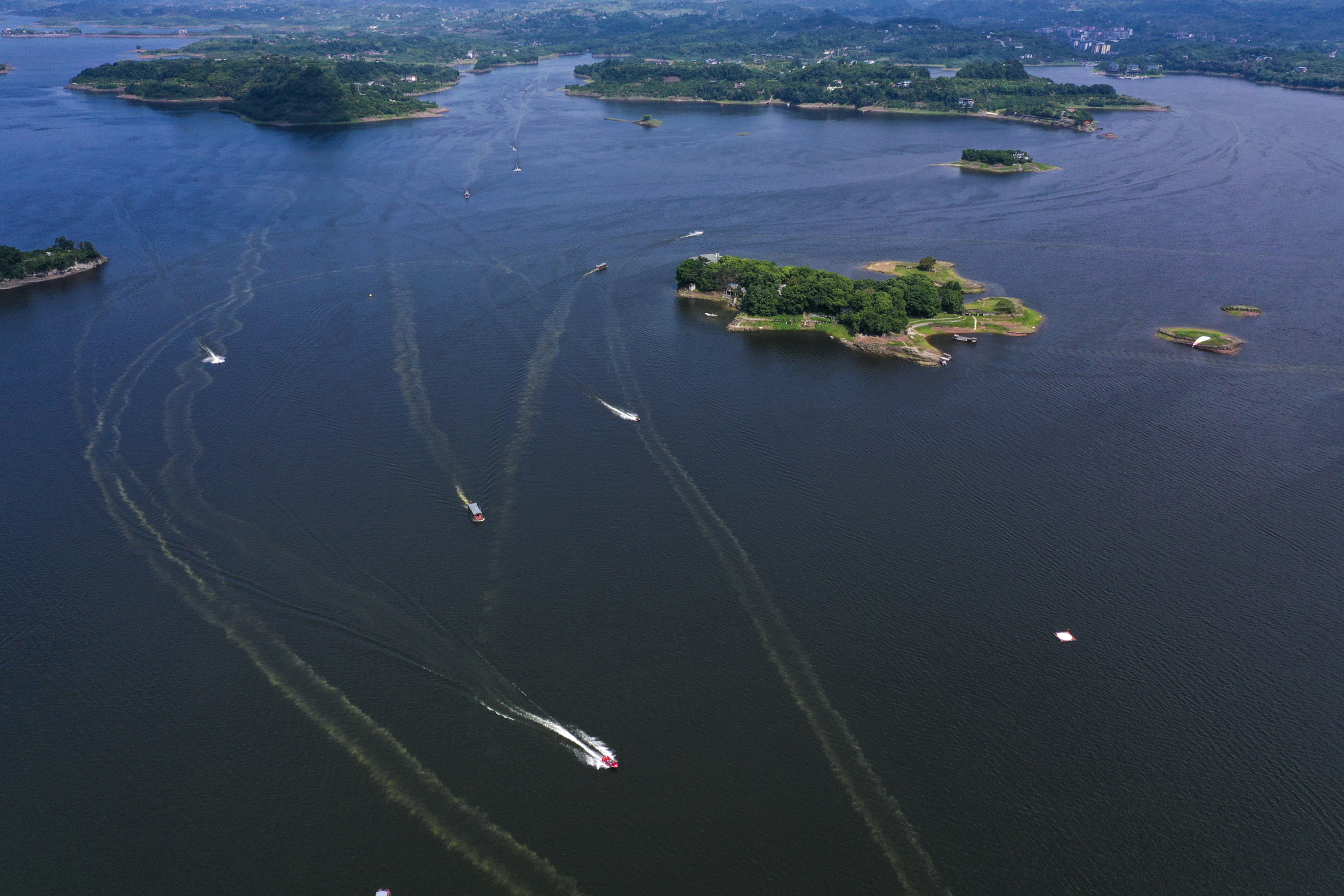 长寿湖旅游_长寿湖旅游景点介绍