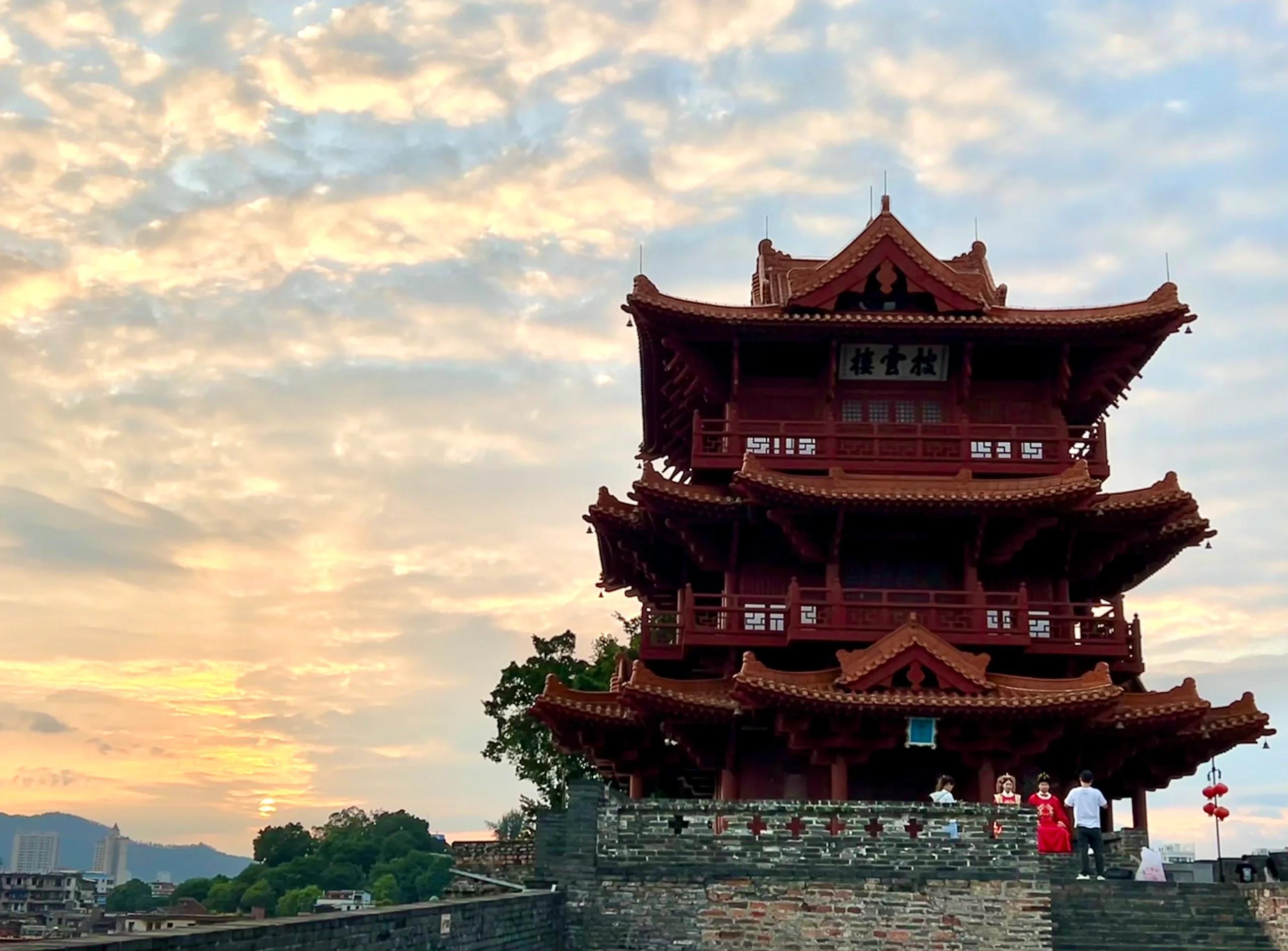 肇庆旅游景点_肇庆旅游景点图片