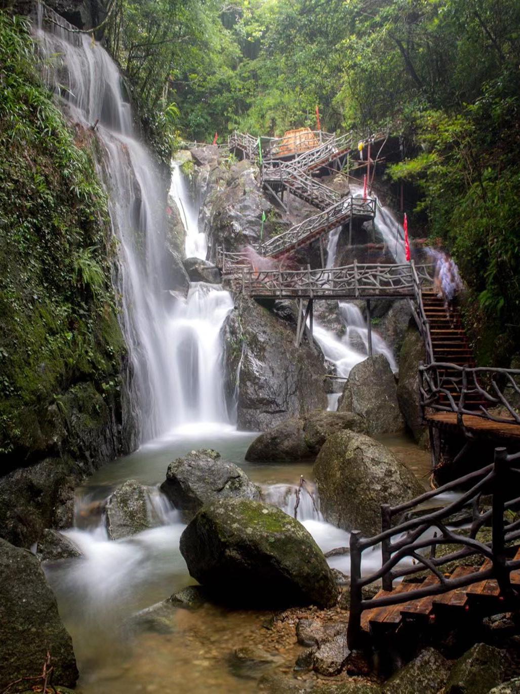 茂名旅游_茂名旅游团在哪里怎么报名 茂名旅游_茂名旅游团在哪里怎么报名
