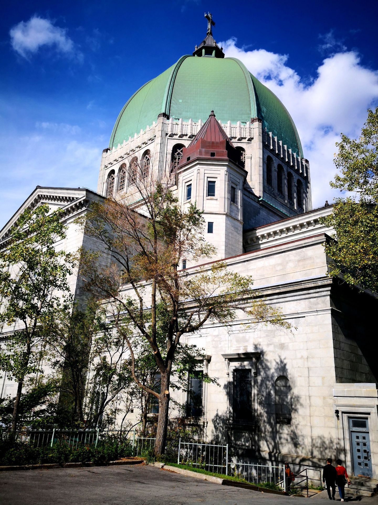 蒙特利尔旅游_蒙特利尔旅游攻略