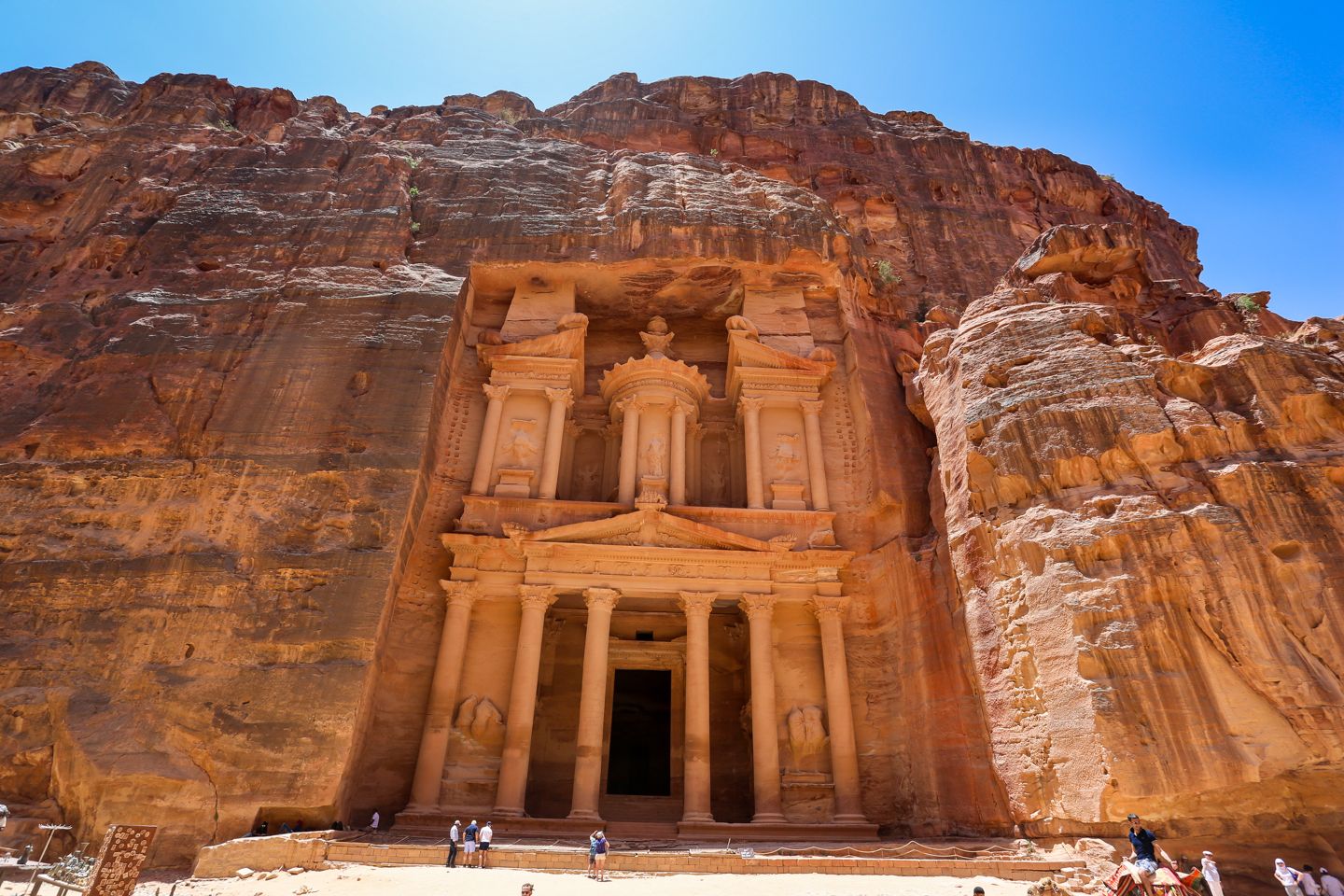 阿拉丁旅游_阿拉丁旅游集团