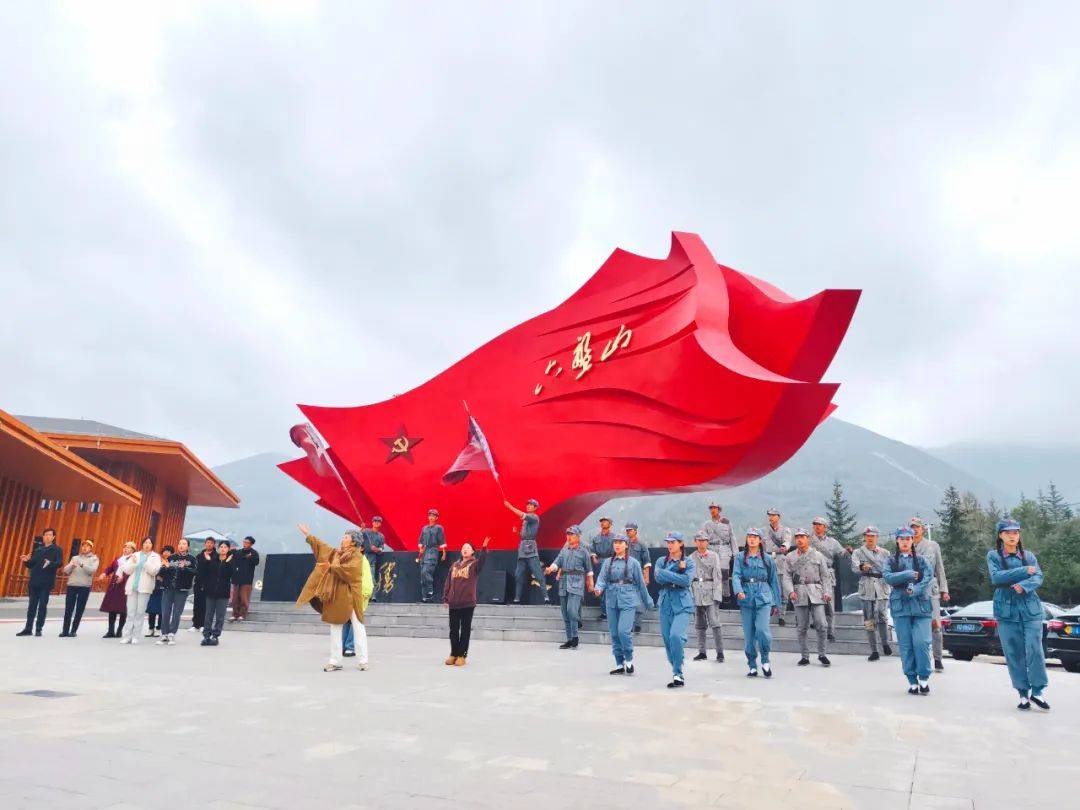 中国红色旅游_中国红色旅游发展历程阶段概述