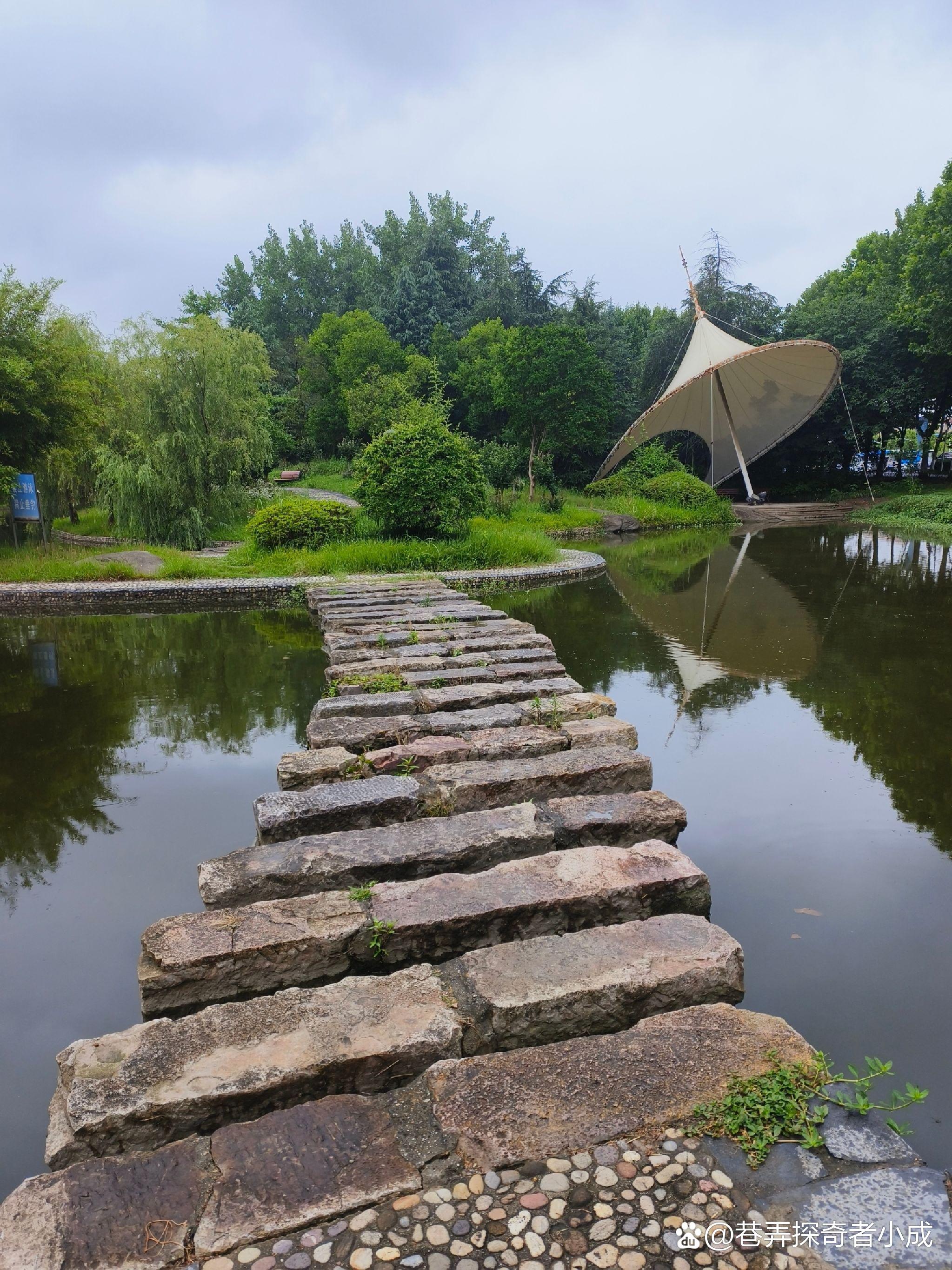 附近旅游景点_玩的地方附近旅游景点