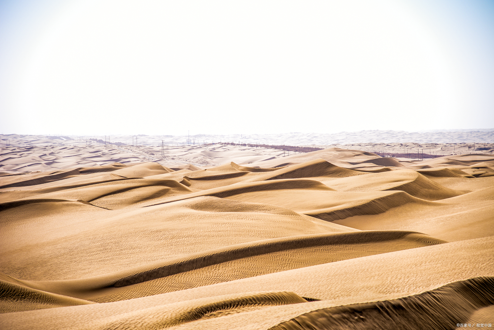 塔克拉玛干沙漠旅游_环塔克拉玛干沙漠旅游专列