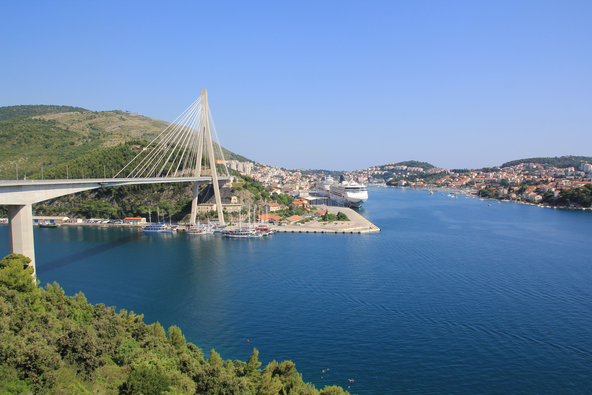 旅游壁纸_旅游壁纸图片大全 竖屏