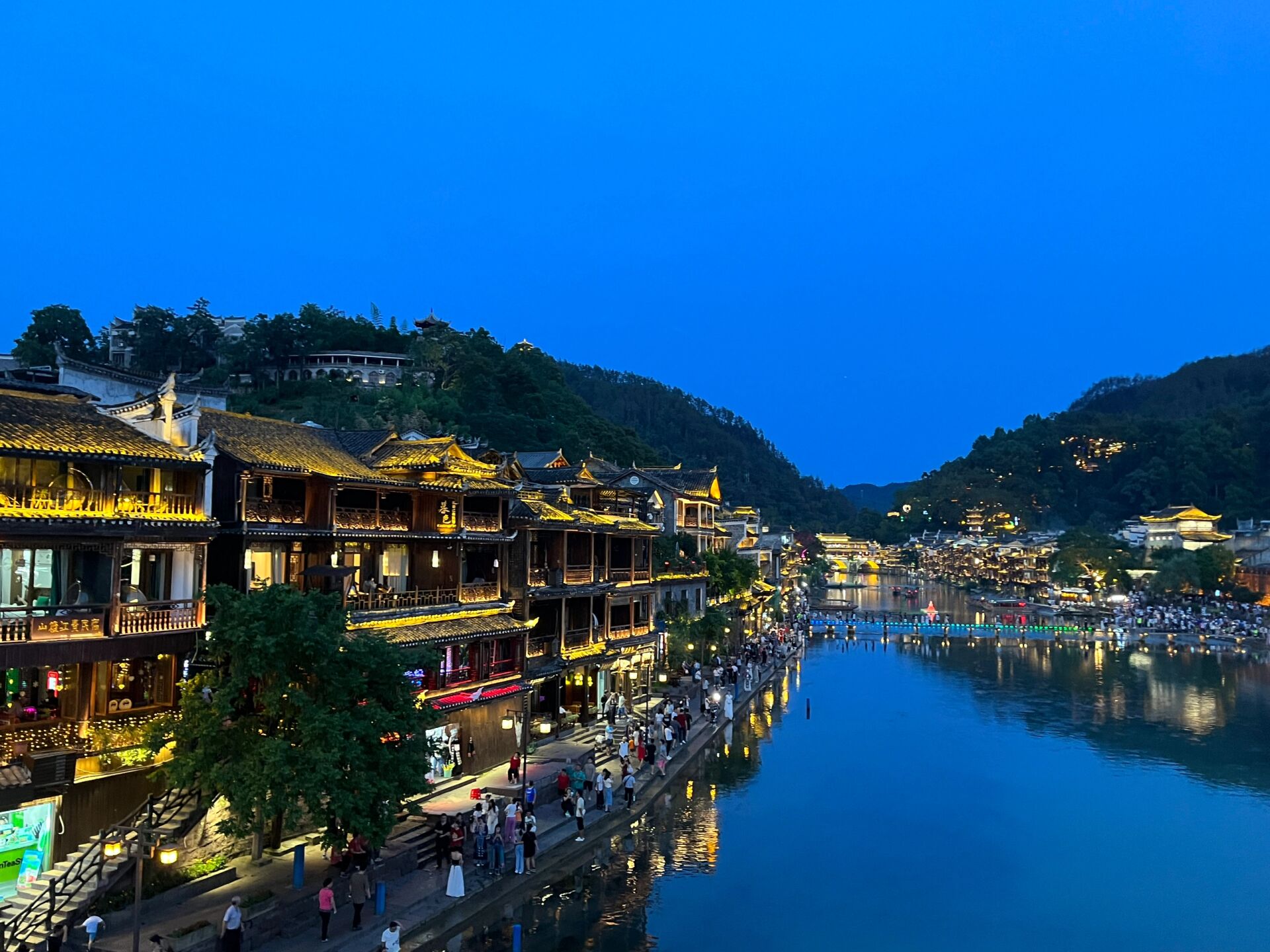 八月份适合去哪旅游_九十月份适合去哪里旅游