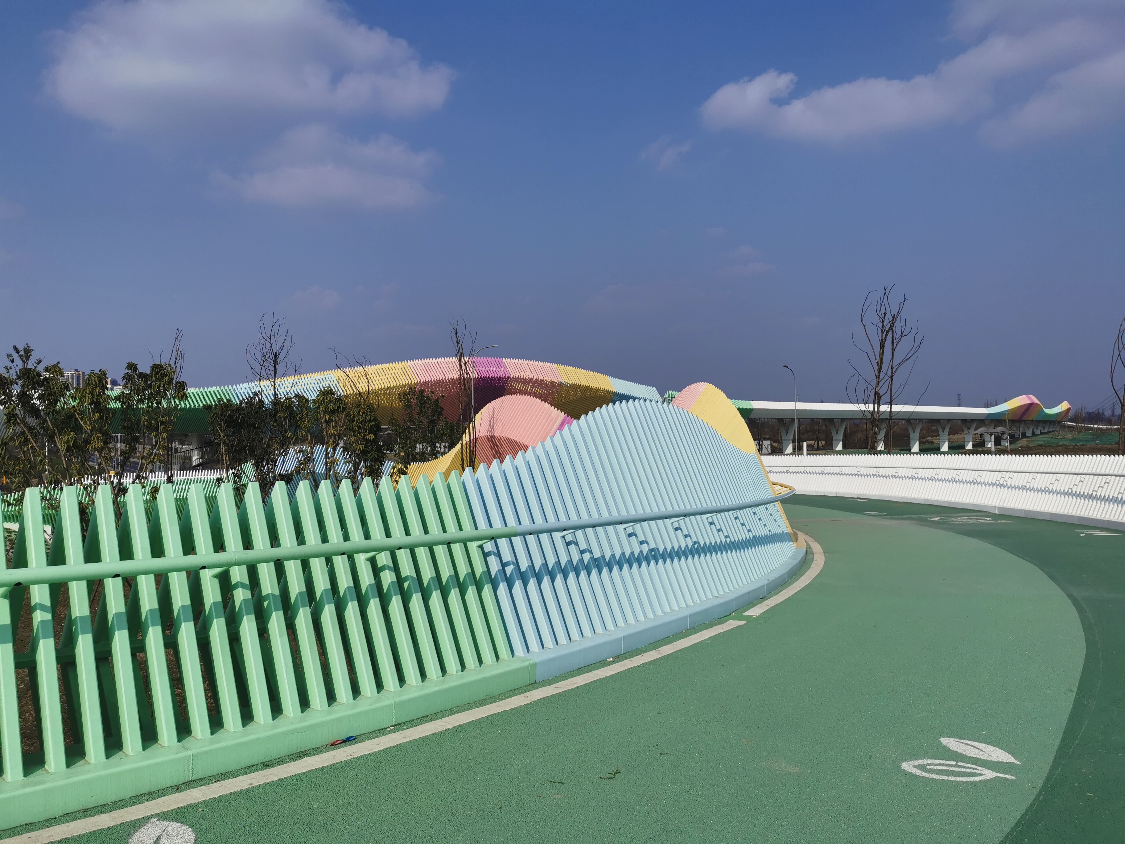 松江青青旅游世界_青青旅游世界松江