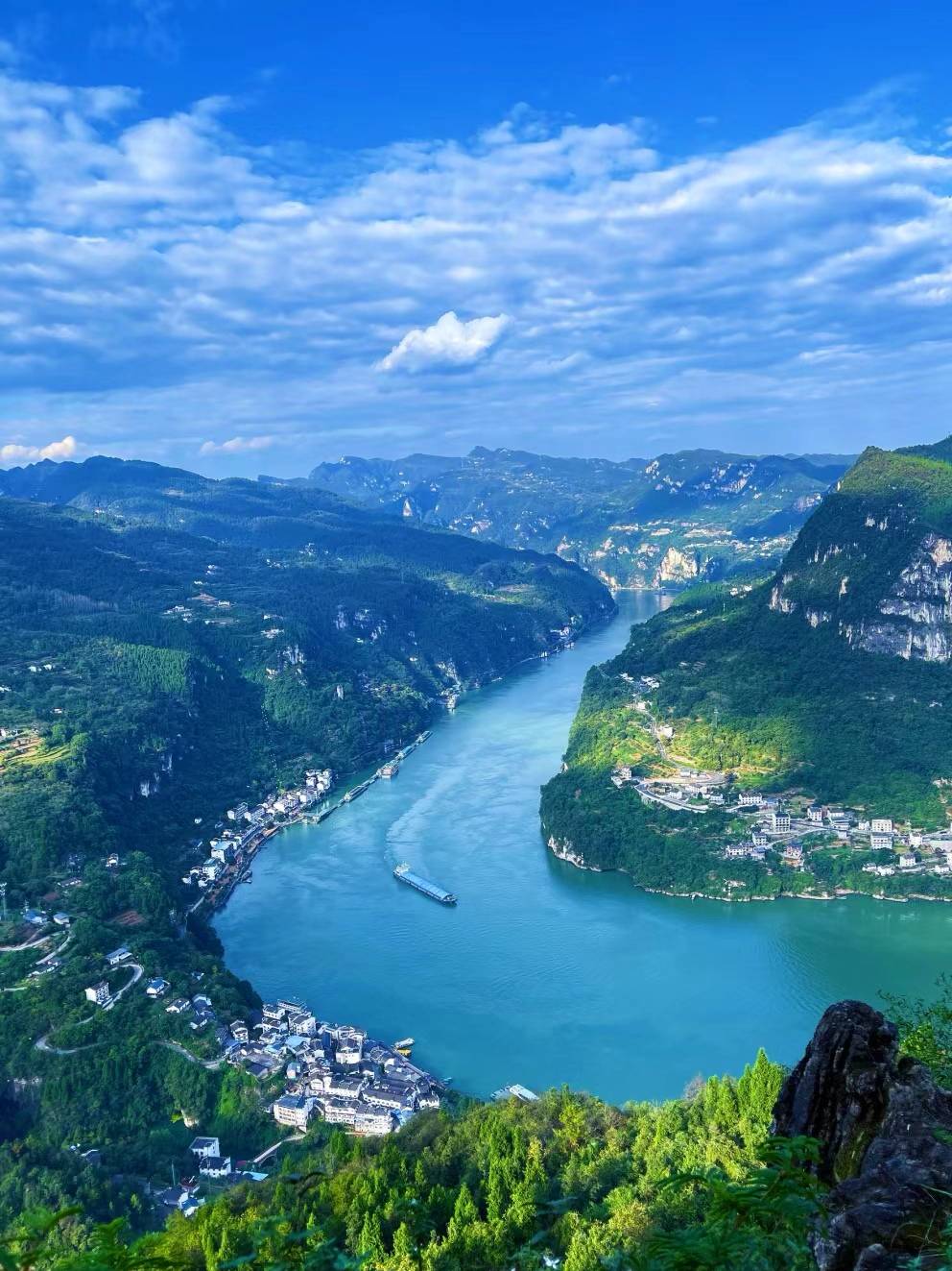 陕西安康旅游_陕西安康旅游什么时间最佳